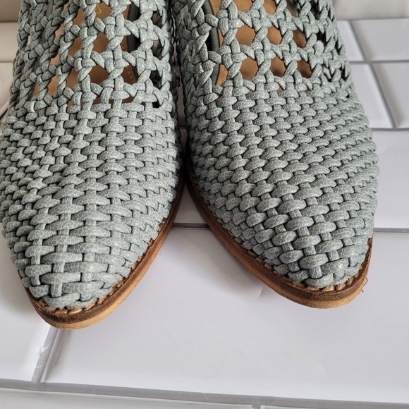 MI.IM Women’s Pale Blue Woven Braided Mules Slides 2.5in Block Heel - Picture 7 of 8